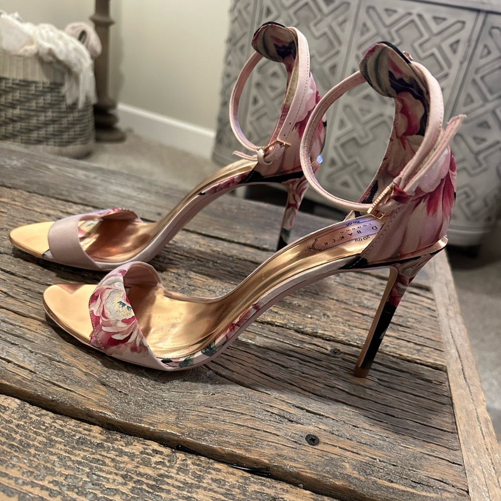 Ted Baker Floral Heels - Sz 40.5